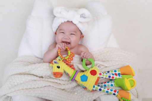 高密4个月宝宝奶量 高密4个月宝宝奶量